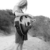 Lissie - List pictures