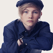 Ulrik Munther - List pictures