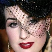 Dita Von Teese - List pictures