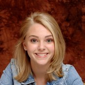 Annasophia Robb - List pictures