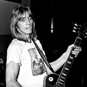 Mick Ronson - List pictures