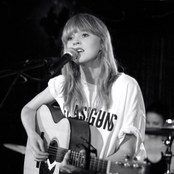 Lucy Rose - List pictures