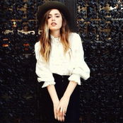 Ryn Weaver - List pictures