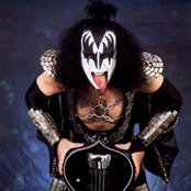 Gene Simmons - List pictures