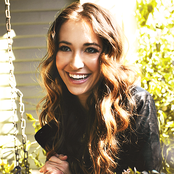 Lauren Daigle - List pictures