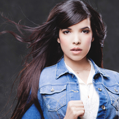 Indila - List pictures