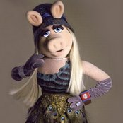 Miss Piggy - List pictures