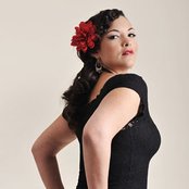 Caro Emerald - List pictures