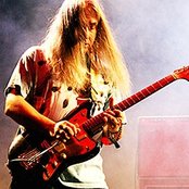 J Mascis - List pictures