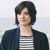 Sharon Van Etten - List pictures