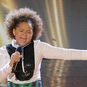 Rachel Crow - List pictures