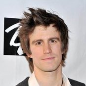 Gavin Creel - List pictures