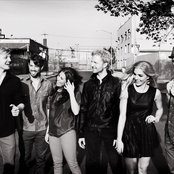 Delta Rae - List pictures