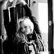 Candice - List pictures