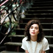 St. Vincent - List pictures