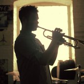 Donnie Trumpet - List pictures