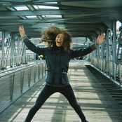 Rae Morris - List pictures