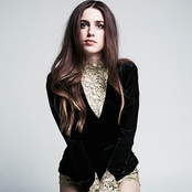 Ryn Weaver - List pictures