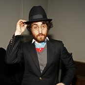 Sean Lennon - List pictures