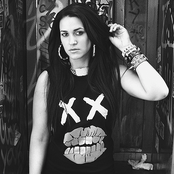 Kat Dahlia - List pictures