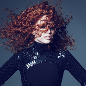 Jess Glynne - List pictures