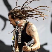 Michael Franti & Spearhead - List pictures