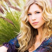 Brooke White - List pictures