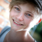 Ulrik Munther - List pictures