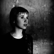 Holly Herndon - List pictures