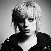 Brody Dalle - List pictures