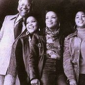 The Staple Singers - List pictures