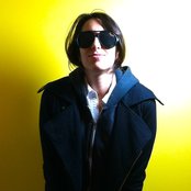 Michelle Chamuel - List pictures