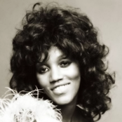 Gloria Jones - List pictures