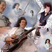 Brian May - List pictures