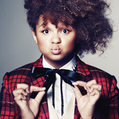 Rachel Crow - List pictures