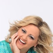 Vicki Yohe - List pictures