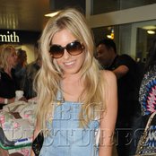 Mollie King - List pictures