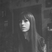 Emma Ruth Rundle - List pictures