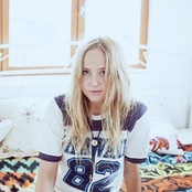 Lissie - List pictures