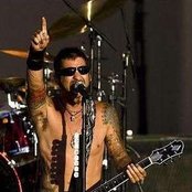 Sully Erna - List pictures