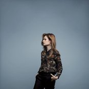 Christine And The Queens - List pictures