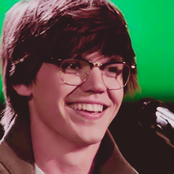 Mackenzie Bourg - List pictures