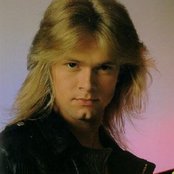 Michael Kiske - List pictures