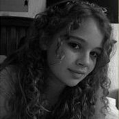 Carrie Hope Fletcher - List pictures