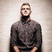 Ed Drewett - List pictures