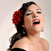 Caro Emerald - List pictures