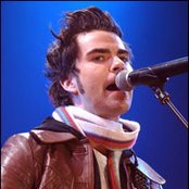 Kelly Jones - List pictures