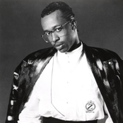 Mc Hammer - List pictures