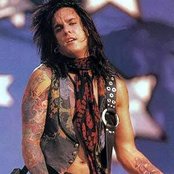 Nikki Sixx - List pictures