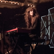 Rae Morris - List pictures